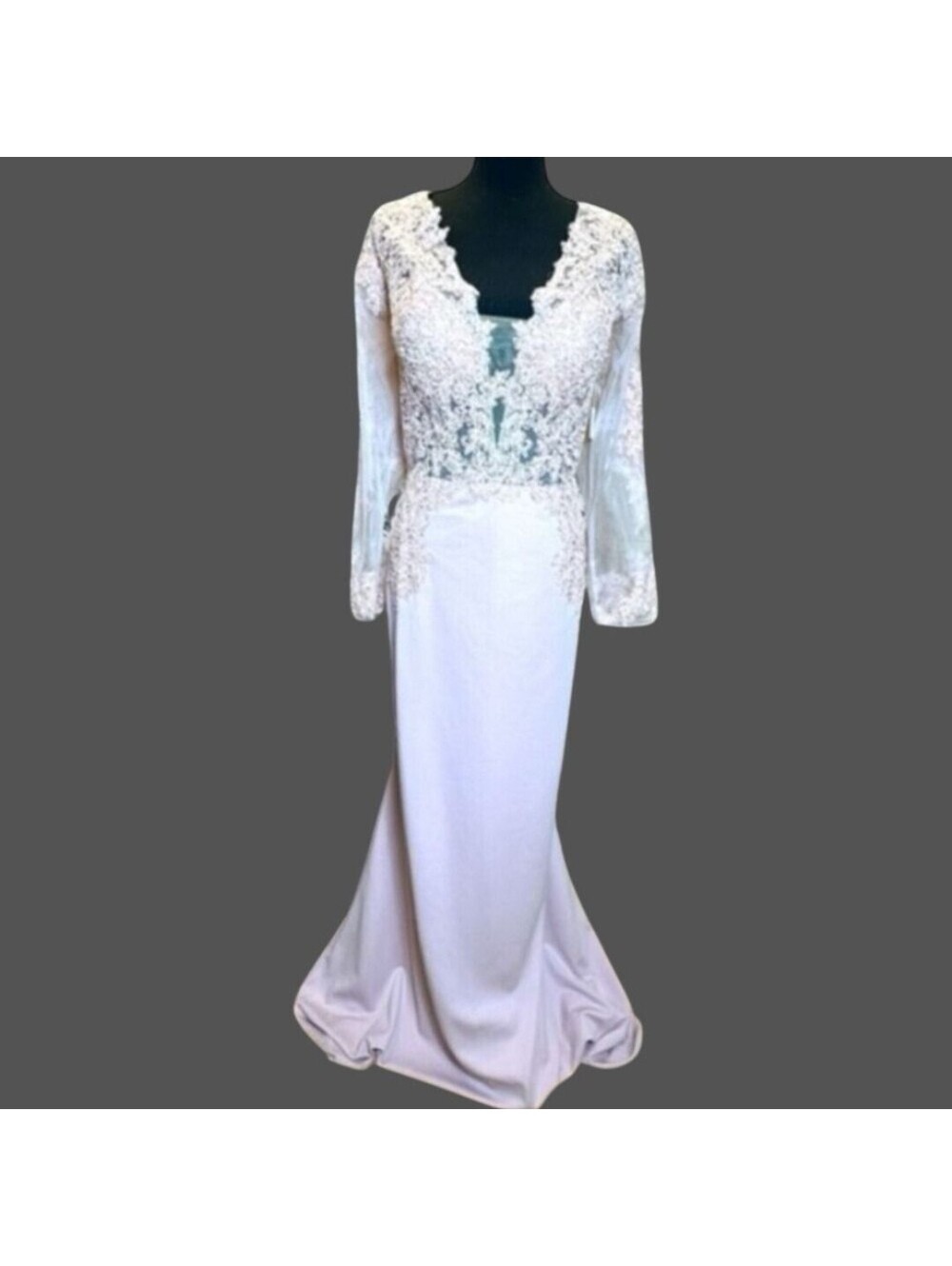 Elegant White Long Sleeve Lace Wedding Dress Size 14
